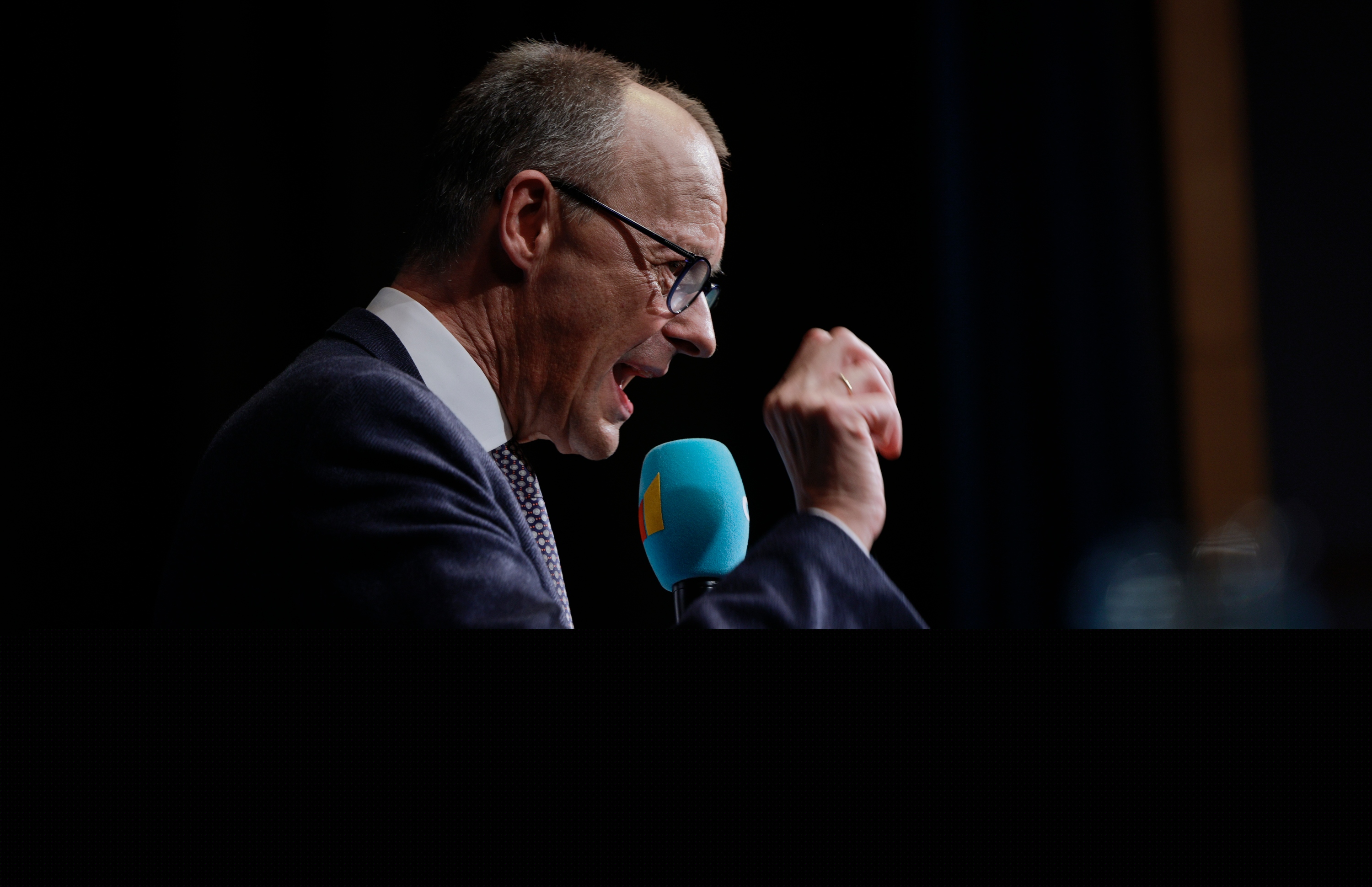 Union-Kanzlerkandidat Friedrich Merz bei Wahlkampftour in Fulda