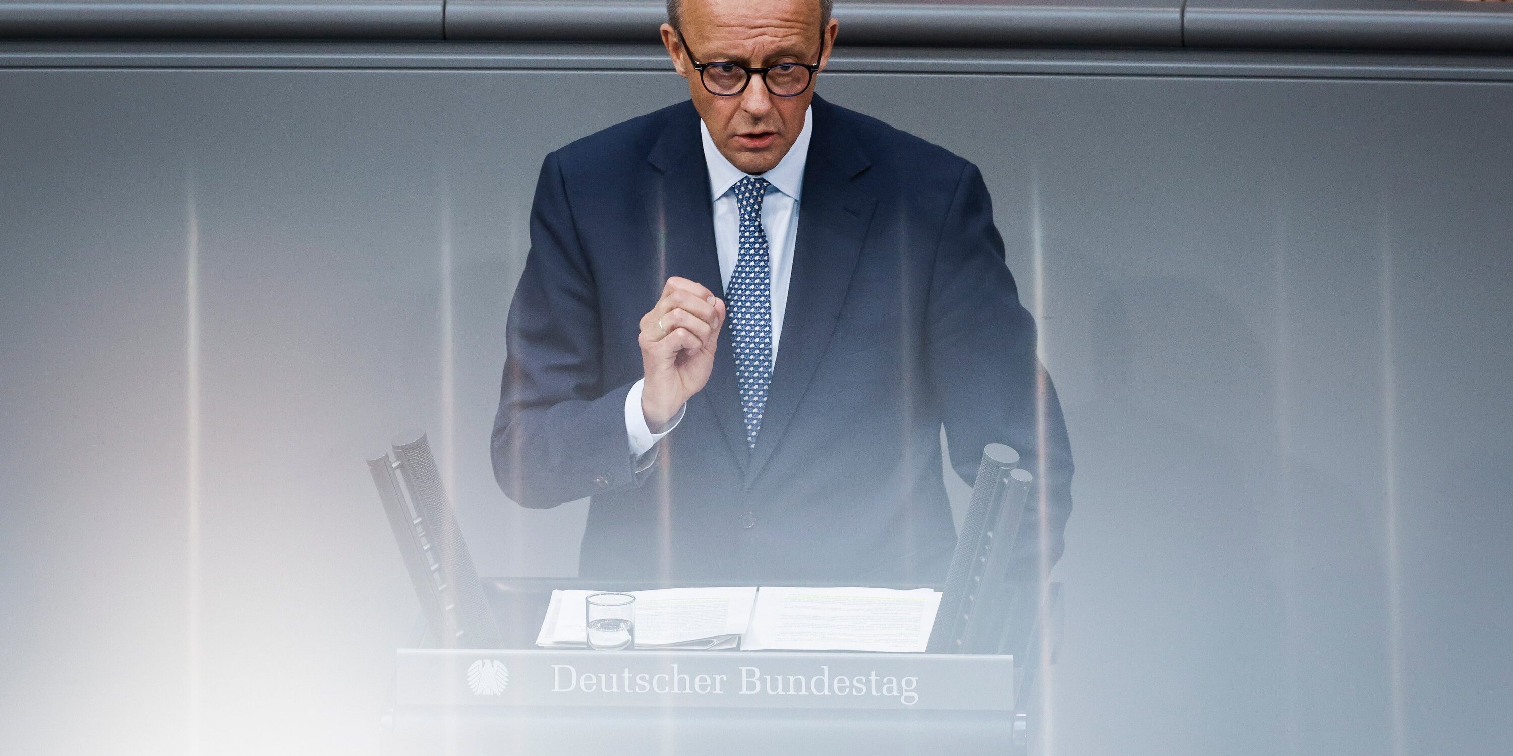 Merz: „Wir müssen Deutschland wieder in Ordnung bringen.“ - CDU