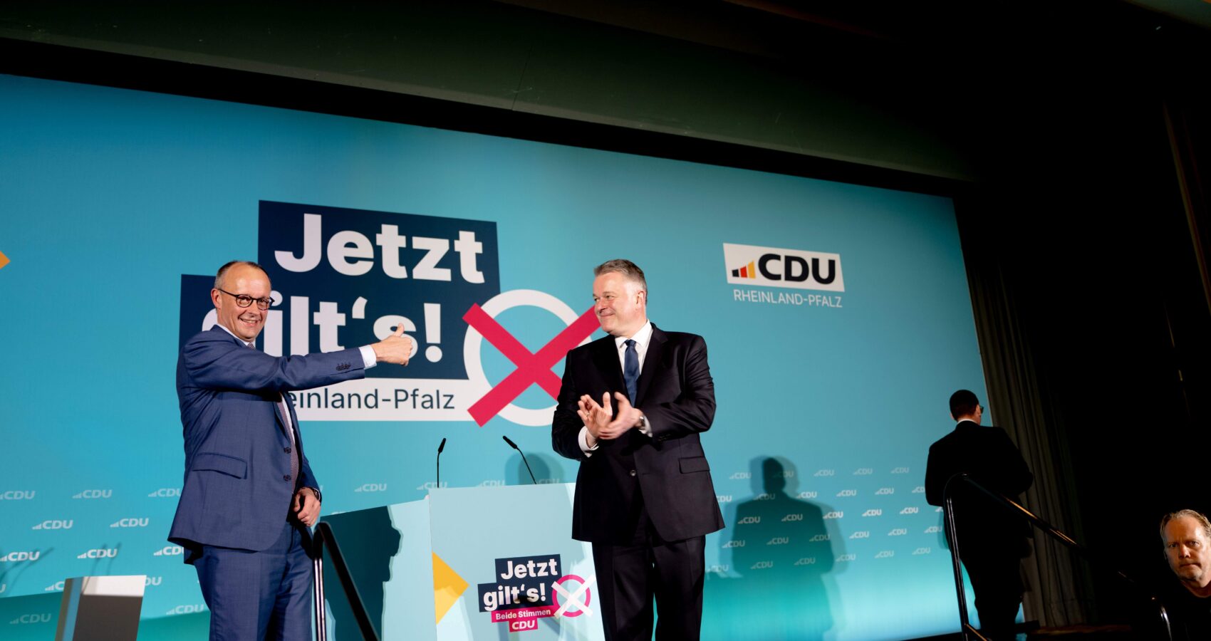 Wahlkampfabschluss Rheinland-Pfalz in Bad Dürkheim mit Bundeskanzler Friedrich Merz und CDU-Spitzenkandidat Gordon Schnieder